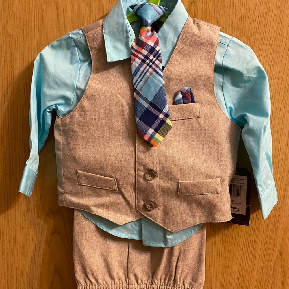 NWT Dockers 4 Piece Set - 24 Months